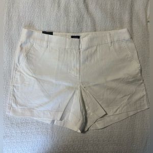Brand New J.Crew 5" White Shorts - Size 12 - Versatile & Stylish